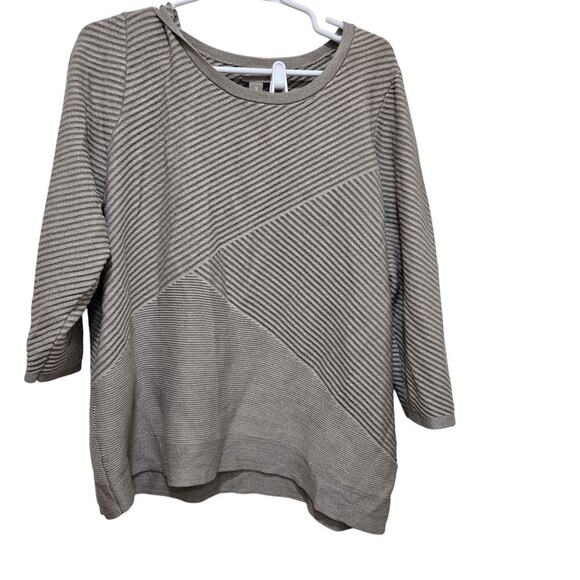 Chico’s Striped Knit Top Size XL 3 Gray Heavy Sweater 3/4 Sleeve Casual - Picture 1 of 7